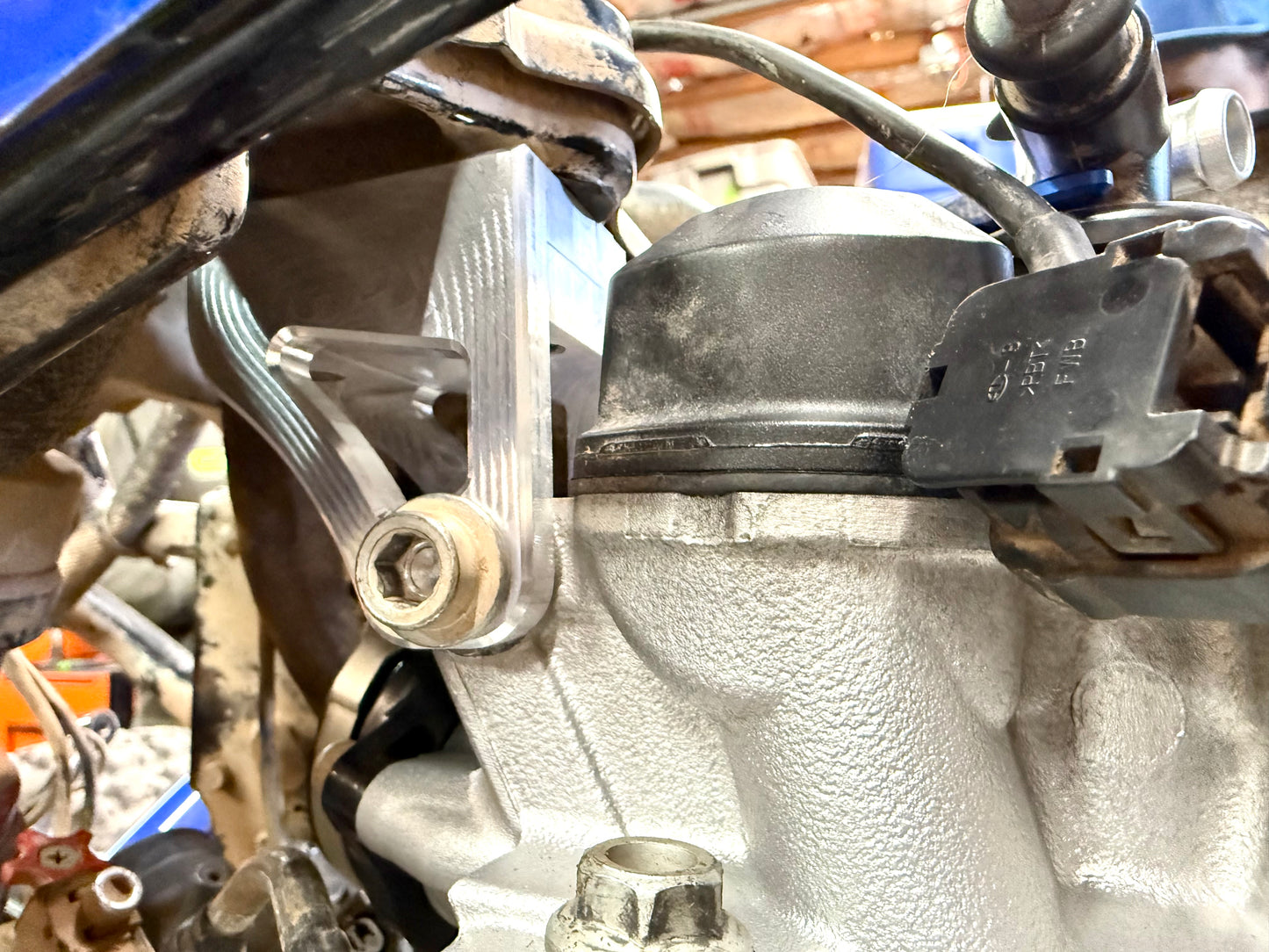 09-26 YFZ450R Two-Piece Upper Motor Mount – CNC Billet 6061