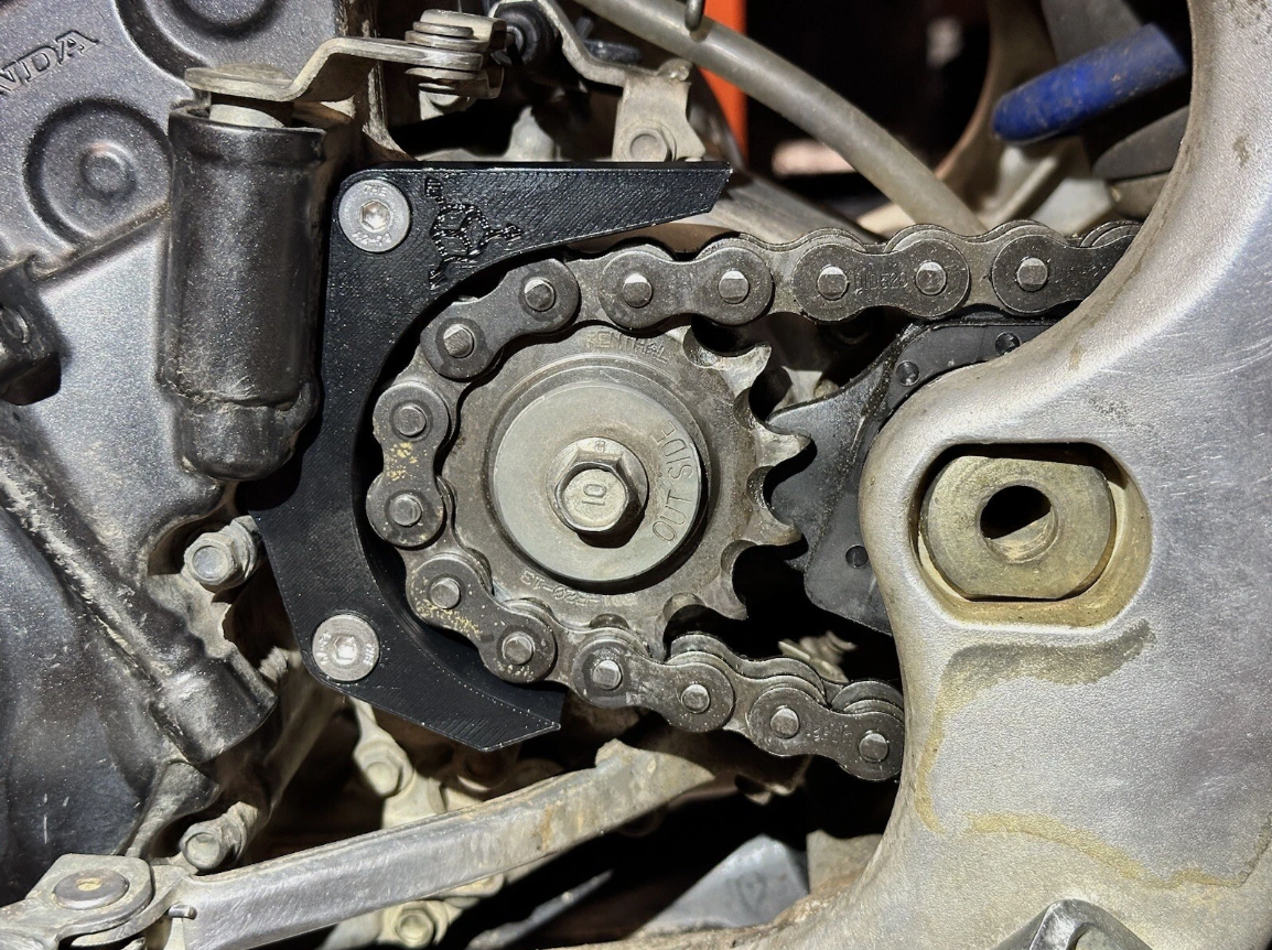 2018 2019 2020 2021 Honda CRF250R Chain Guard Case Saver Sprocket Cover
